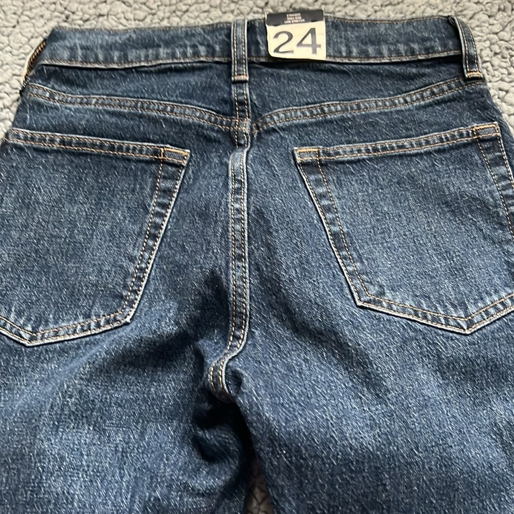 GAP High Rise Cheeky Straight Jeans - Picture 6 of 6